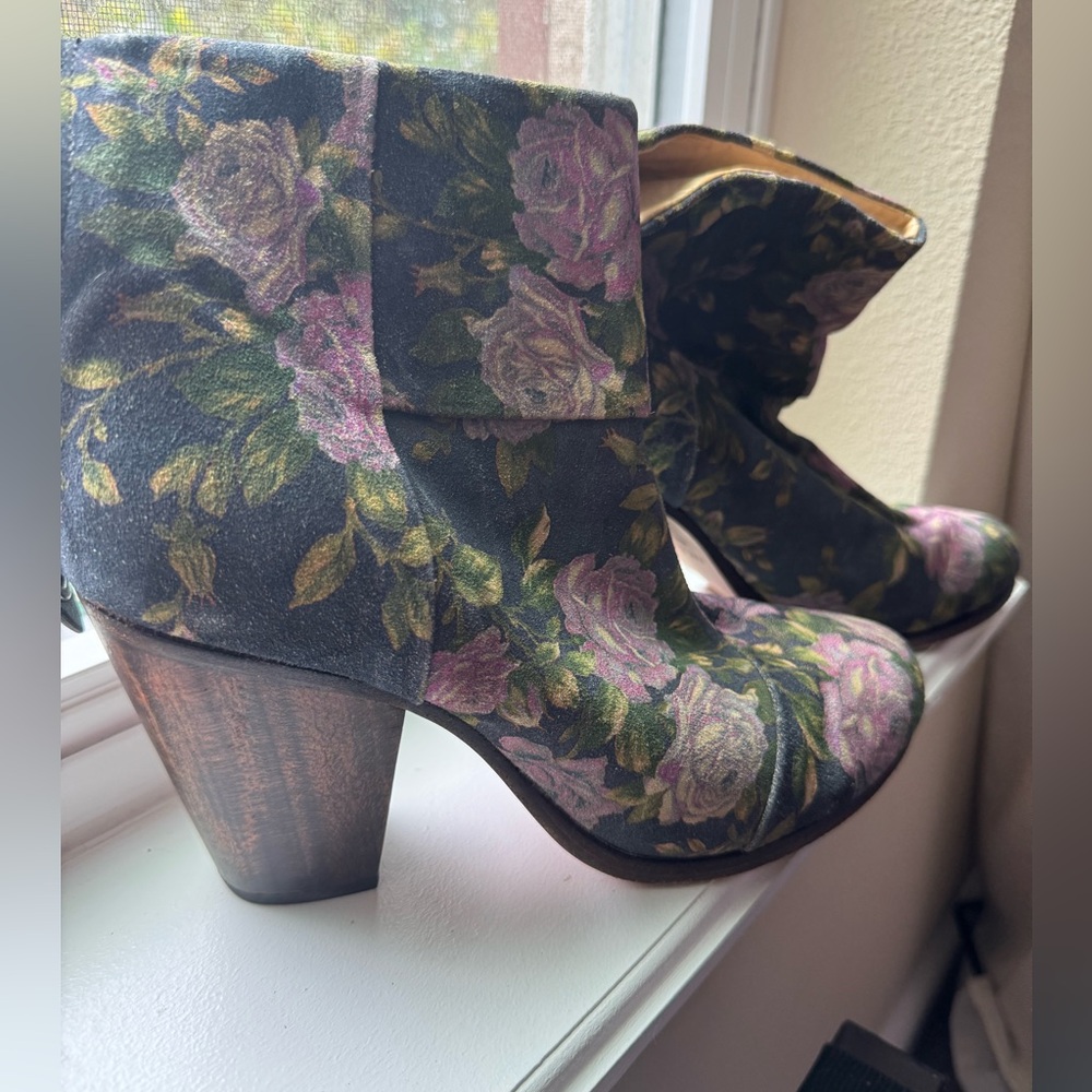 Rag & bone leather, ankle, floral print boot with wood heal